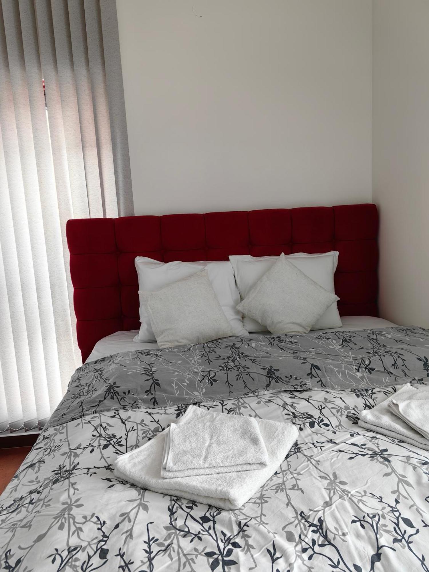 2 Bedrooms Apartment. Plovdiv Exterior photo